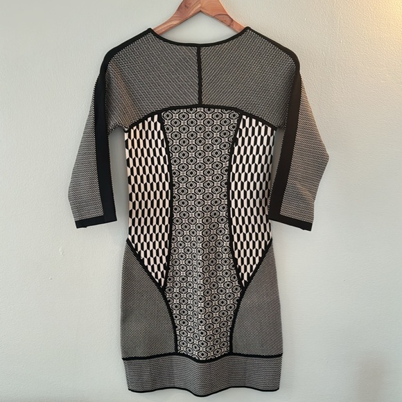 A.L.C. 3/4 Sleeve Jay Multi Geometric Print Sweater Dress Women's Medium - Picture 8 of 10